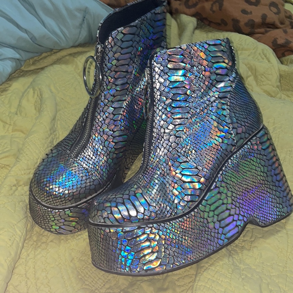 CLUB EXX PLATFORM RAVE SHOES